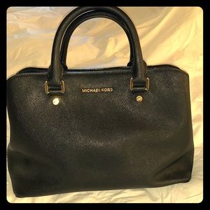 Michael Kors black purse 👛
